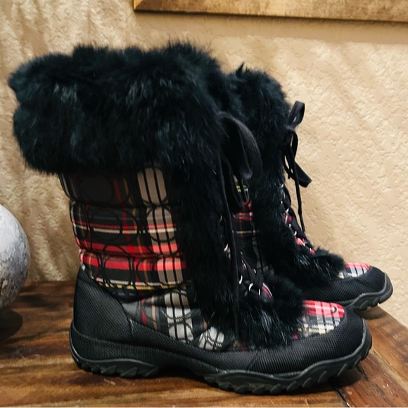 Coach Jennie Black Red Plaid Fur Laced Est. 1941 Women’s Boots Size 8 - Picture 1 of 12
